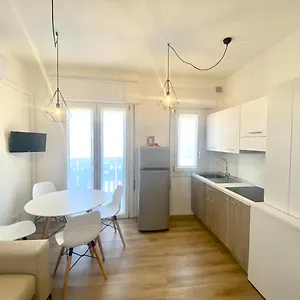 Appartamento Maria Luisa - Piazza Mazzini - 30 Mt Dal Mare -, Lido di Jesolo