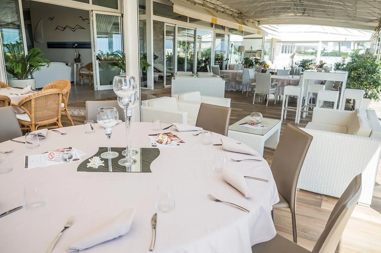 Hotel Villa Sorriso Лидо-ди-Езоло